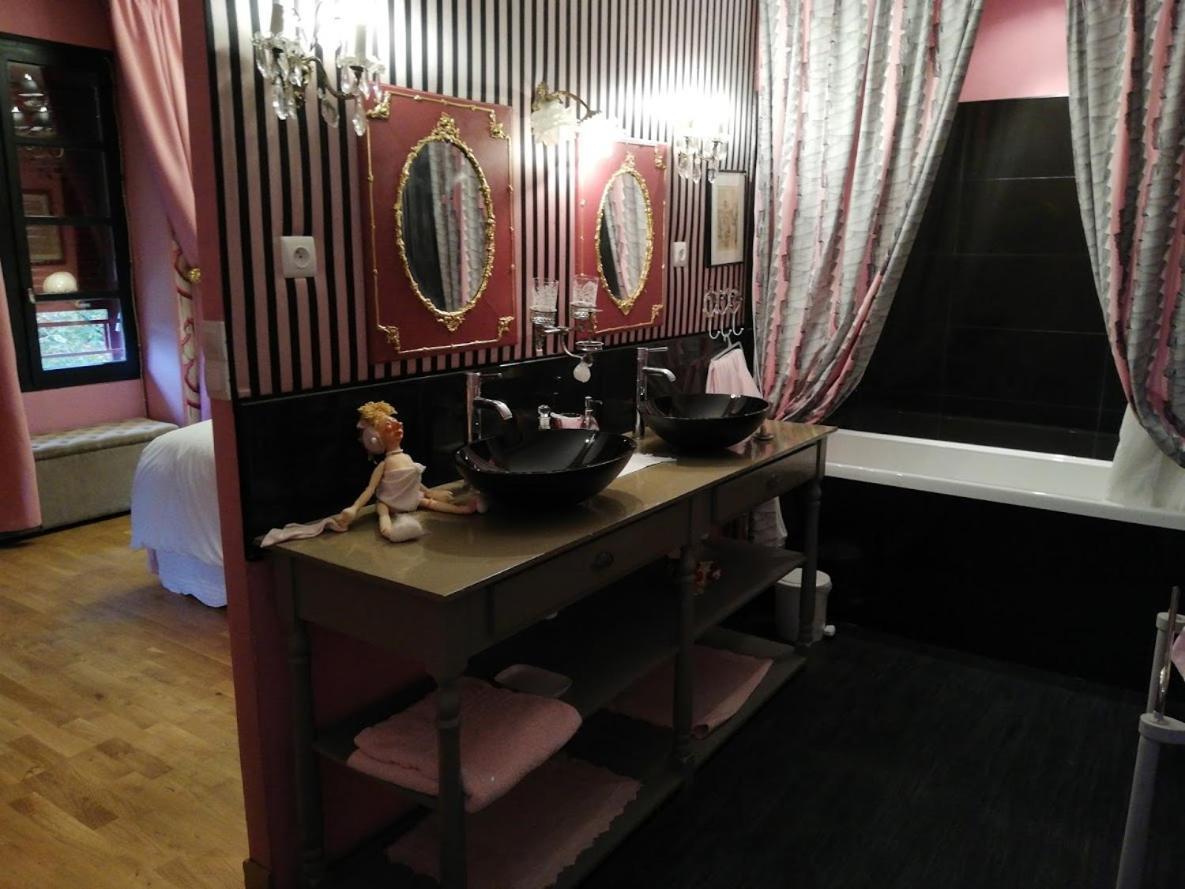 Le Comptoir Du Ranc De Bannes Otel Sumène Dış mekan fotoğraf